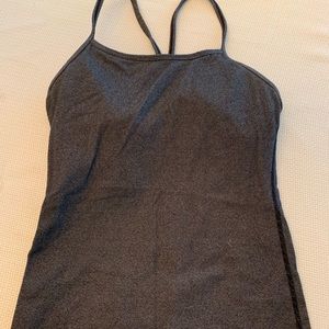 Lululemon EUC power y tank WITH CUPS!  Size 2